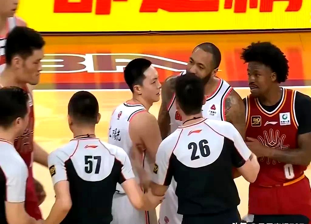 山西男篮客场不敌云南队，夺冠悬念