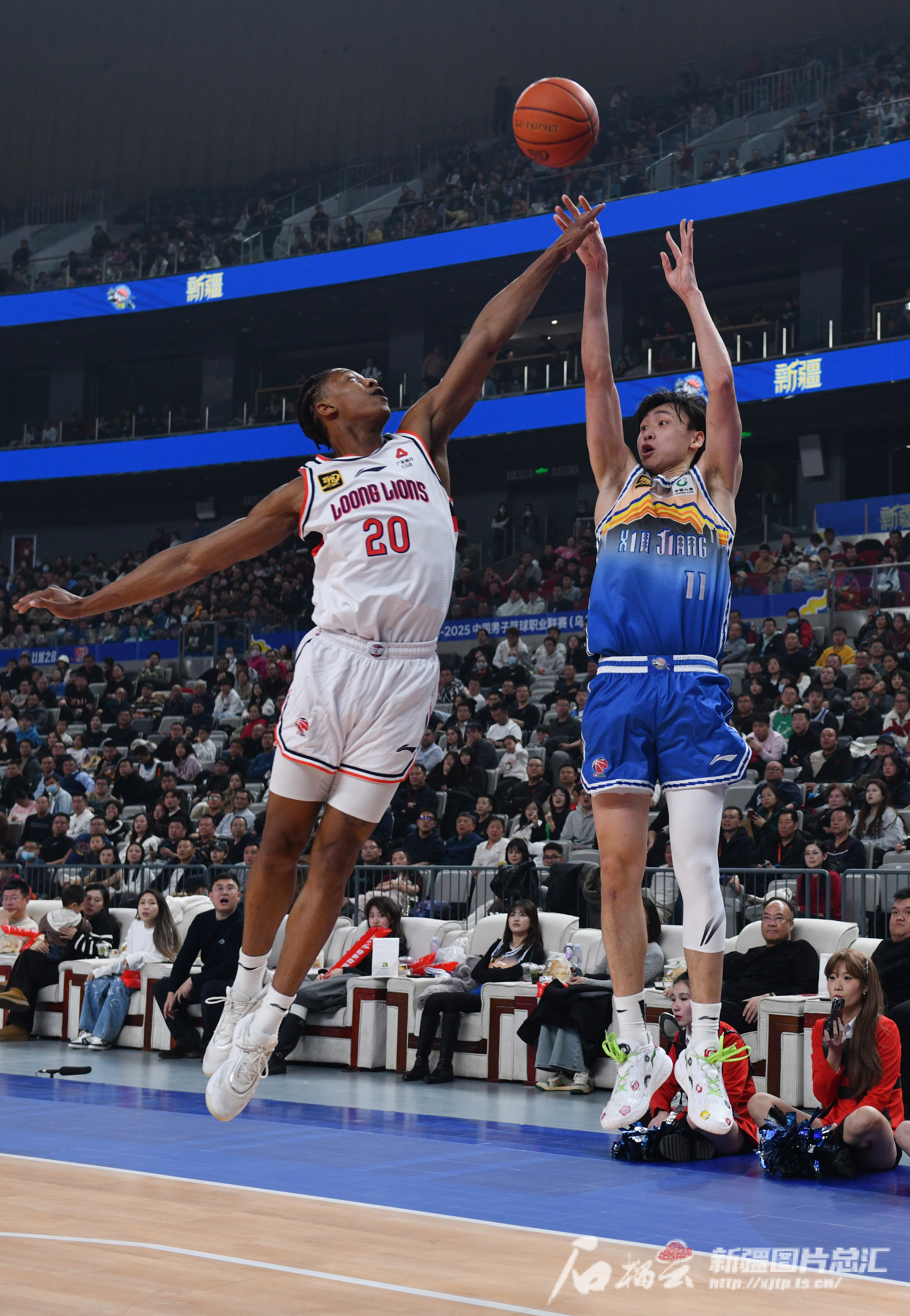 北京首钢队主场大胜新疆男篮